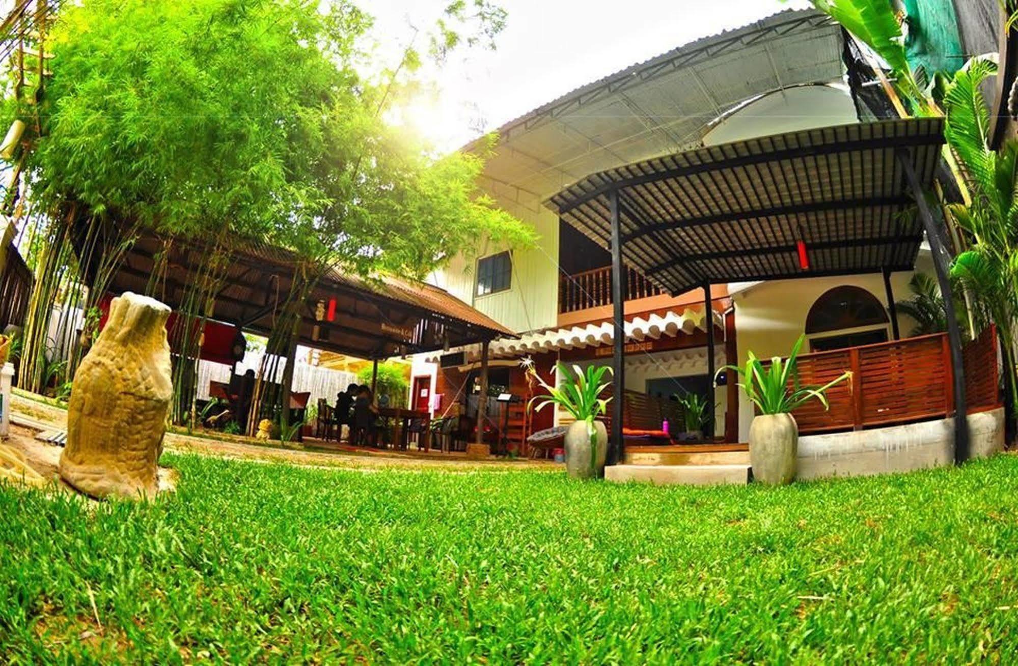 The City Premium Guesthouse Siem Reap Eksteriør billede