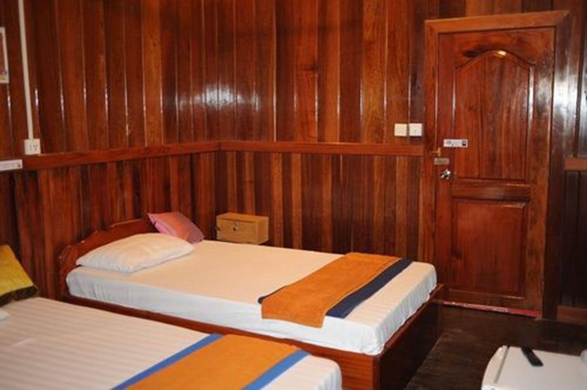 The City Premium Guesthouse Siem Reap Eksteriør billede