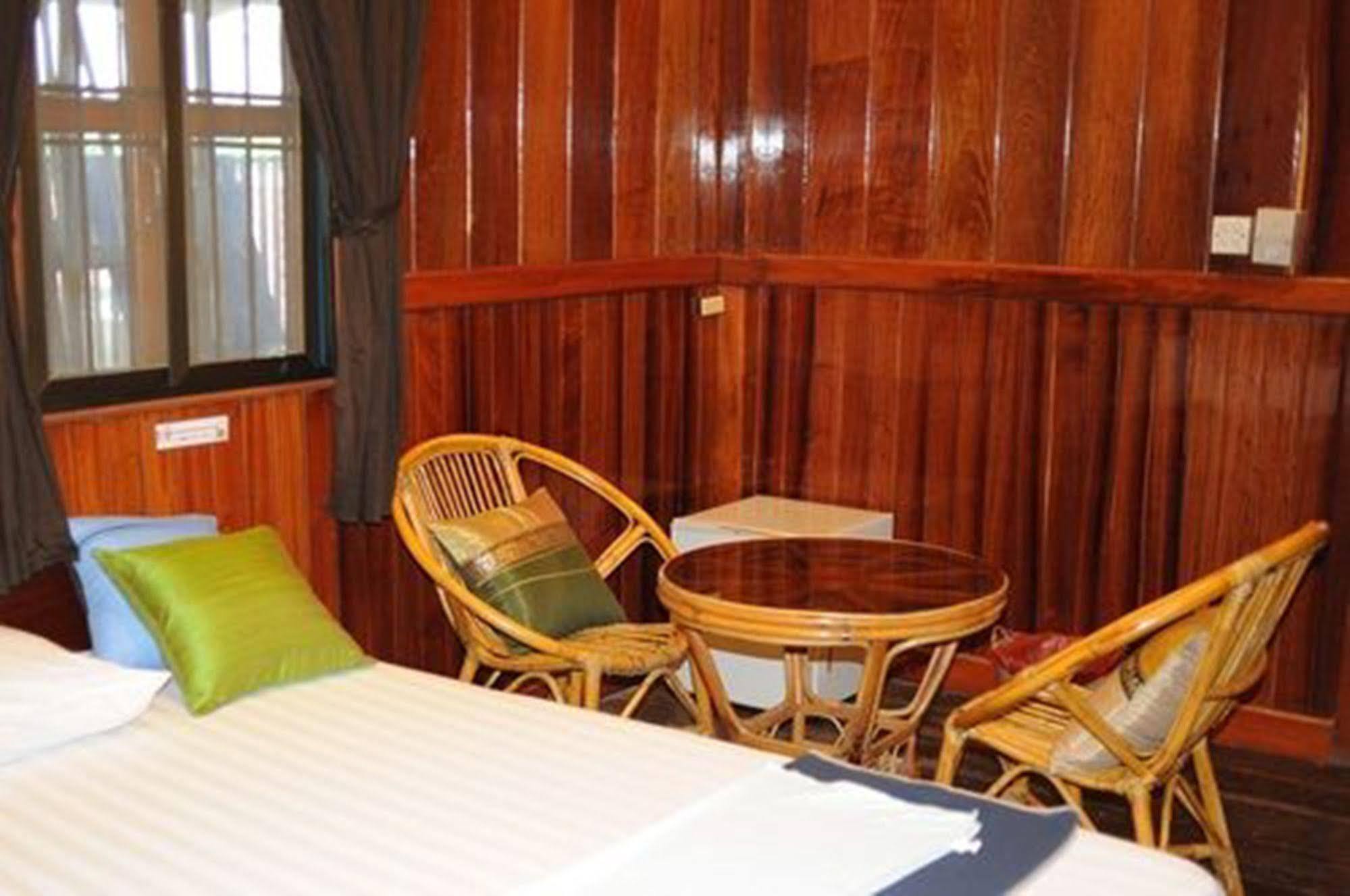 The City Premium Guesthouse Siem Reap Eksteriør billede